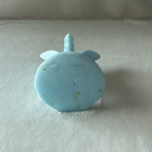Sky Blue Wax Butterfly Candle - Picture 6 of 8